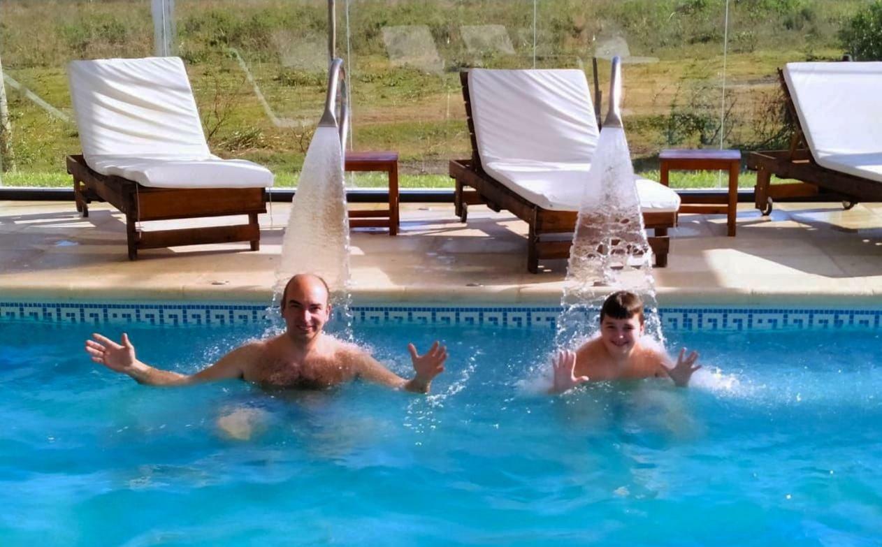 Iguape Aparts & Spa Colón Esterno foto